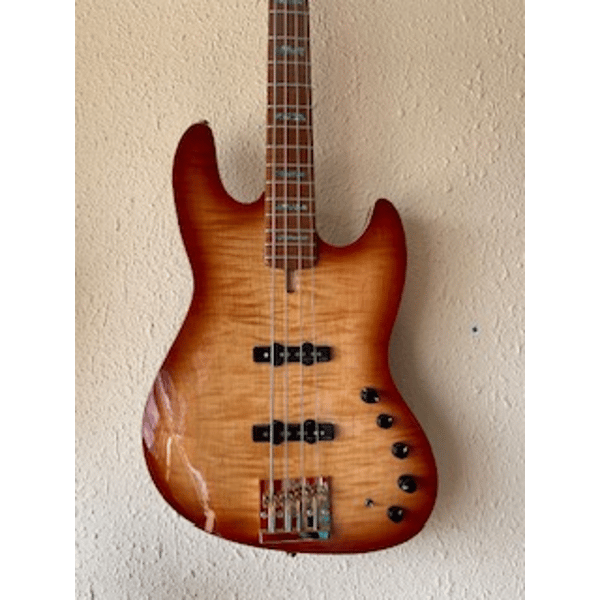 MARCUS MILLER V10 DX-4 TOBACCO SUNBURST