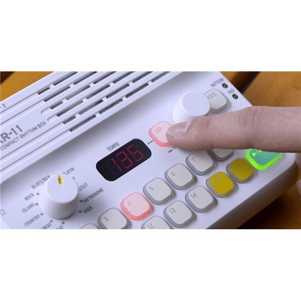 Korg KR-11
