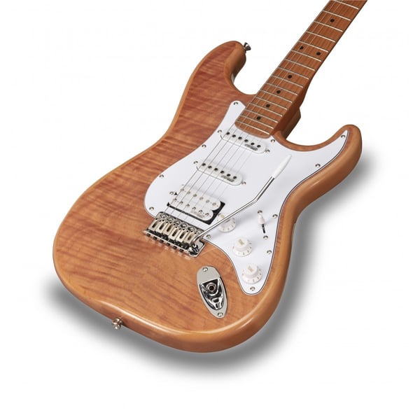 SOUNDSATION Chitarra elettrica double cutaway con 2 single coil + humbucker splittabile e meccaniche autobloccanti (equipaggiata Wilkinson, tastiera e manico in acero roasted, top fiammato). Modello RIDER-DELUXE-M NT