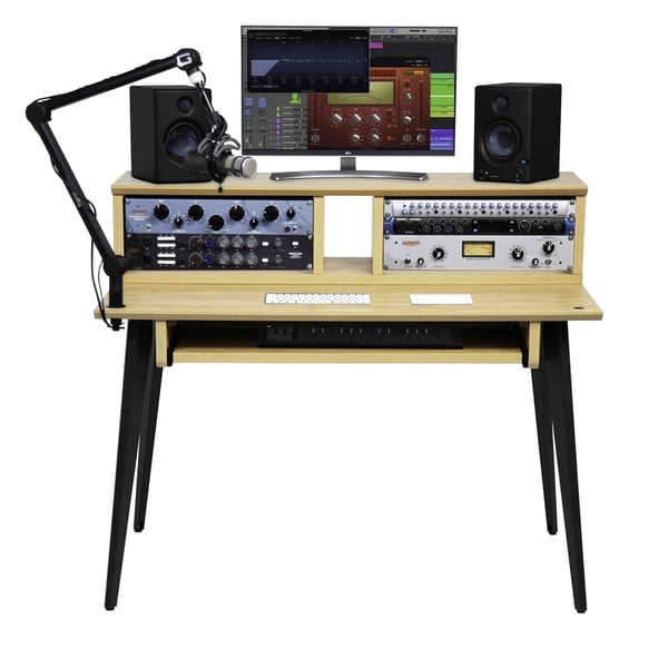 Gator Frameworks GFW-ELITEDESK-MPL Scrivania workstation Elite in acero naturale opaco per studi di registrazione e content creator<br>