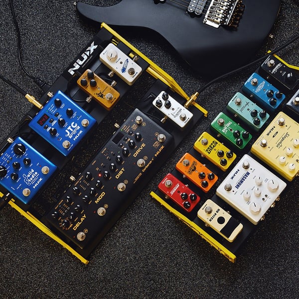 NUX Pedalboard per pedali effetto (Large)