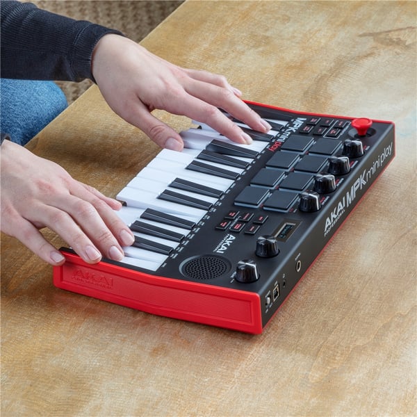 Akai Professional MPK mini Play MK3