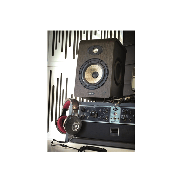 Focal CLEAR PRO MG