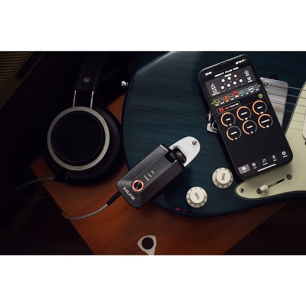 NUX Remote modelling Amplug per chitarra e basso