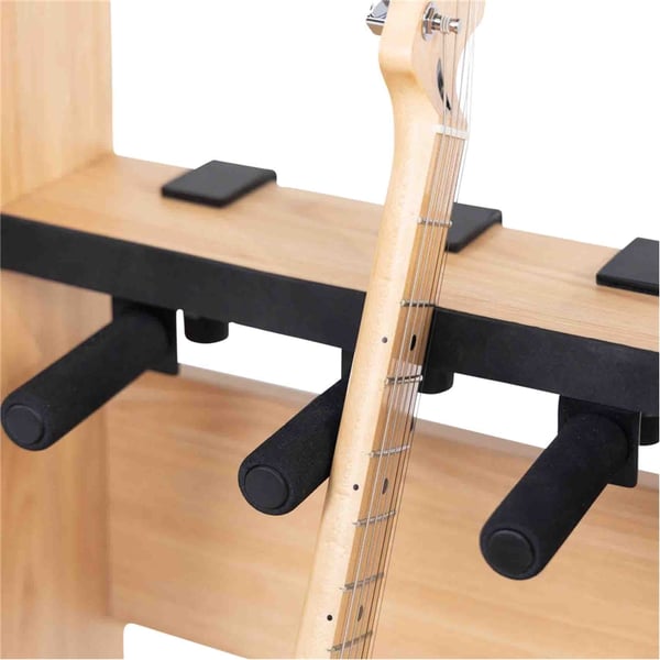 Gator Frameworks GFW-ELITEGTR3RK-MPL Rack per chitarre 3-4 posti in finitura acero naturale opaco<br>