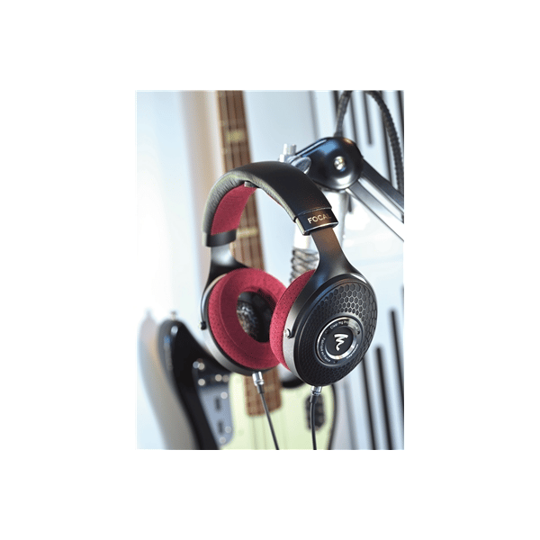 Focal CLEAR PRO MG