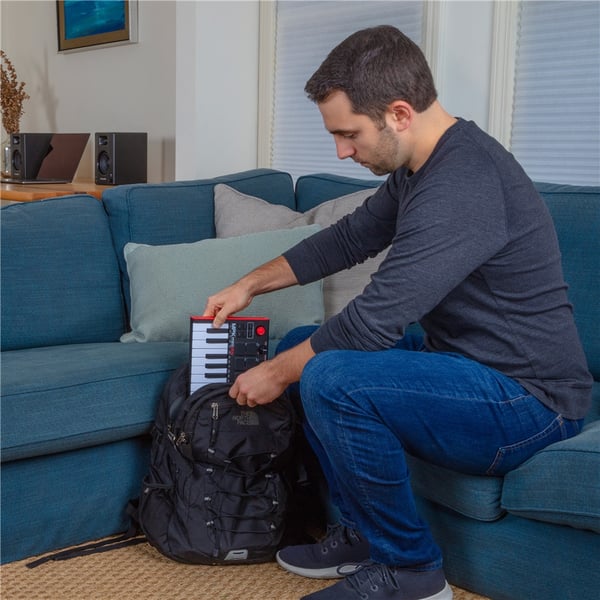 Akai Professional MPK mini Play MK3