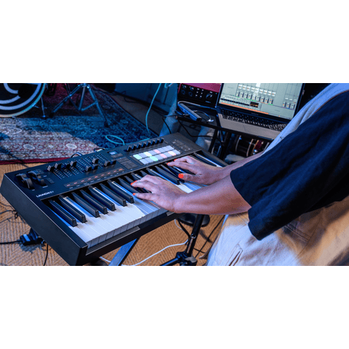 Novation Launchkey 49 MK4