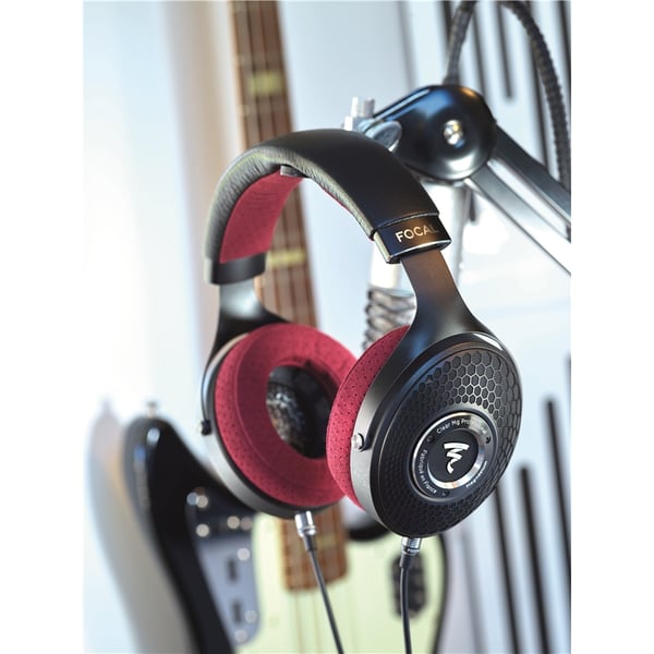 Focal CLEAR PRO MG