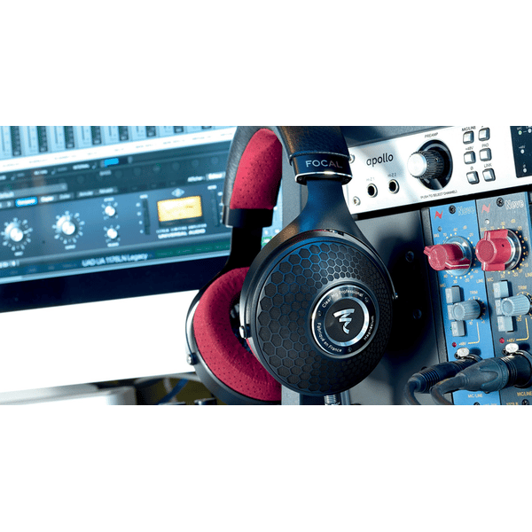 Focal CLEAR PRO MG