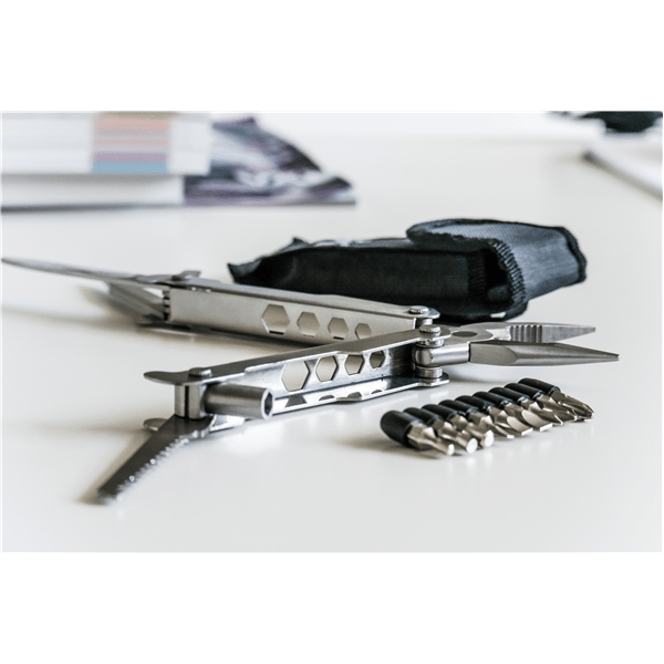 Eko Guitars Multitool