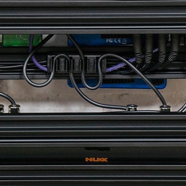NUX Pedalboard per pedali effetto (Large)
