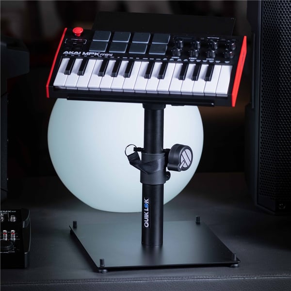 Quik Lok MST/001 SUPPORTO MULTIFUNZIONE da TAVOLO