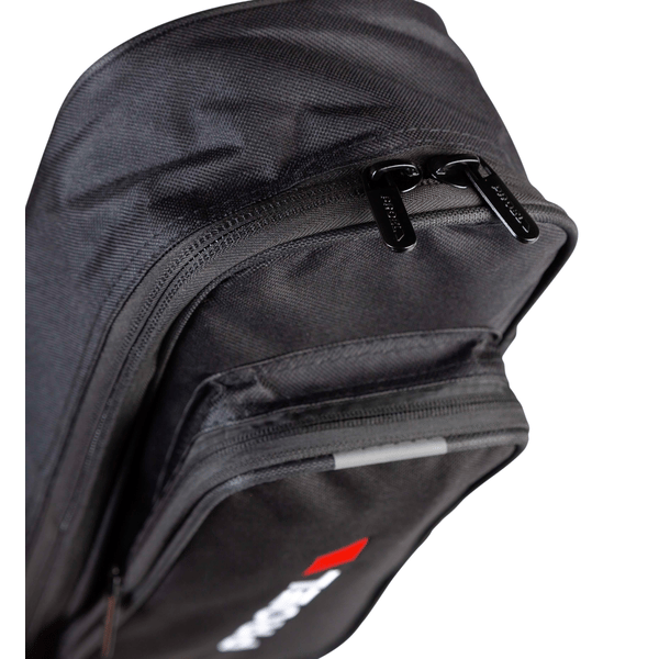PROEL STAGE Borsa per basso Elettrico in poliestere 600D antistrappo con imbottitura da 10mm. Disponibile nel colore nero.