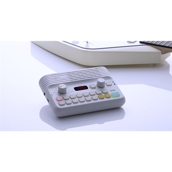 Korg KR-11