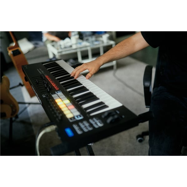 Novation Launchkey 49 Mk3