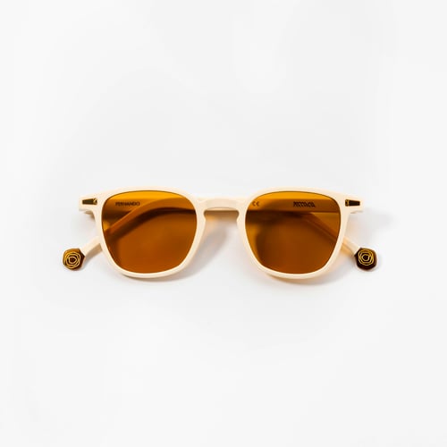 Kyme Eyewear Fernando: squared vintage sunglasses
