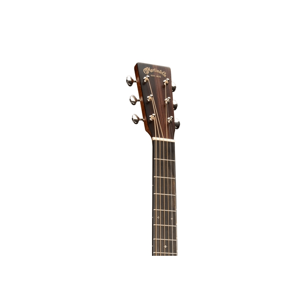 Martin & Co. D-17 (2025)