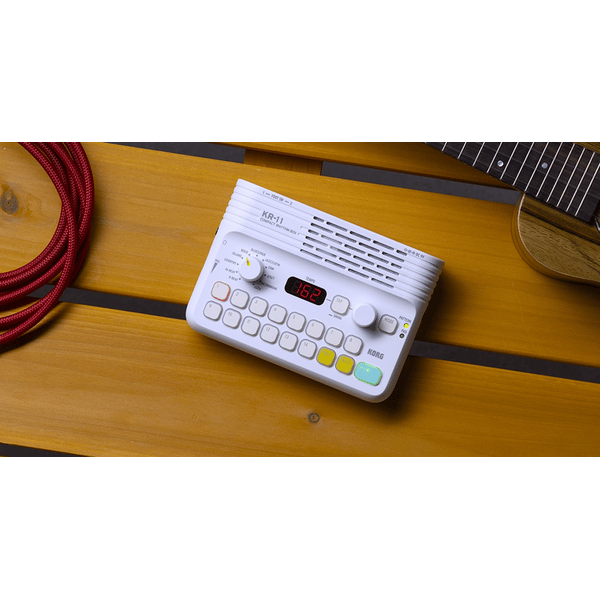 Korg KR-11