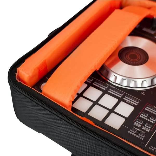 Gator Cases G-CLUB-CONTROL-27BP Zaino controller DJ 27"