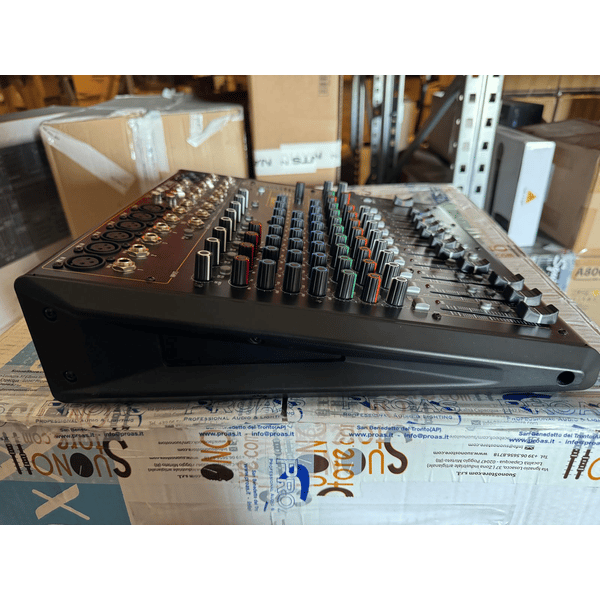 RCF F12XR MIXER 12 CANALI CON EFFETTI ED INTERFACCIA AUDIO USB USATO