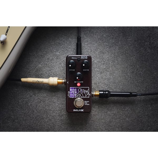 NUX Pedale Mini Super Chorus (Chorus, Flanger, Pitch Modulation)