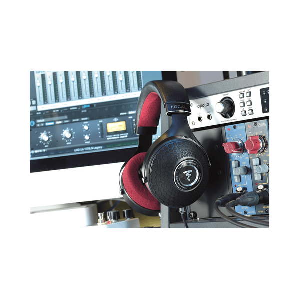 Focal CLEAR PRO MG