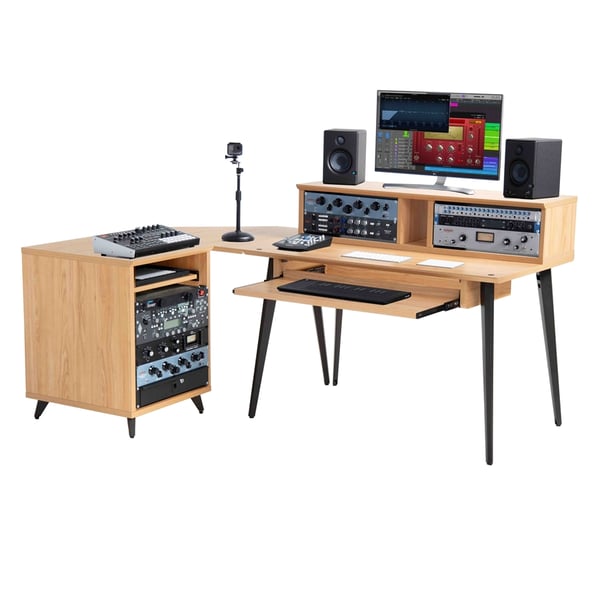 Gator Frameworks GFW-ELITEDESK-MPL Scrivania workstation Elite in acero naturale opaco per studi di registrazione e content creator<br>