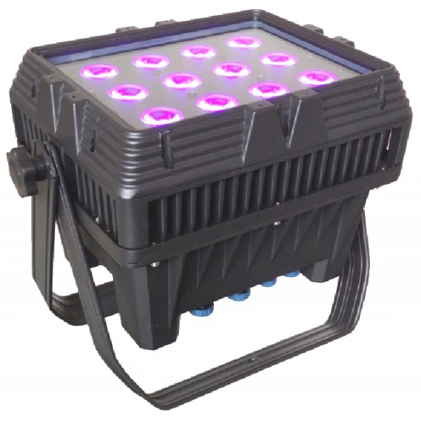 Par a batteria con 12 LED RGBWAUV da 12W IP65