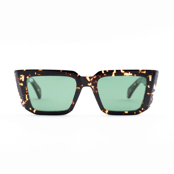 Kyme Eyewear COZY6 Bold Rectangular Streetwear Sunglasses in Turtle