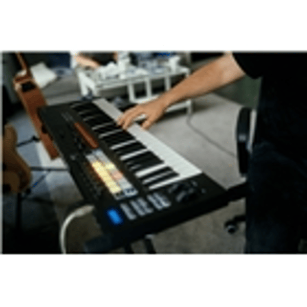 Novation Launchkey 49 Mk3