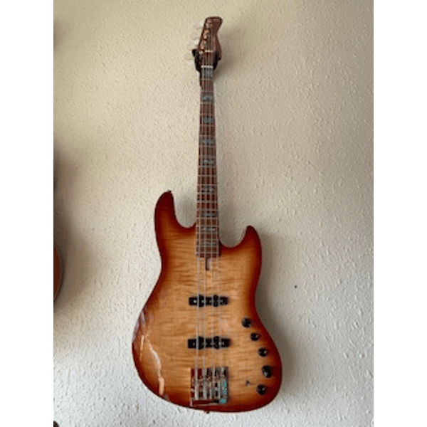 MARCUS MILLER V10 DX-4 TOBACCO SUNBURST