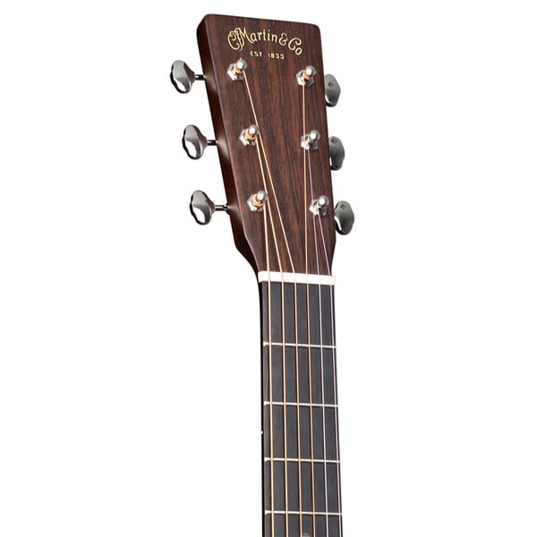 Martin & Co. 000-18 (2025)