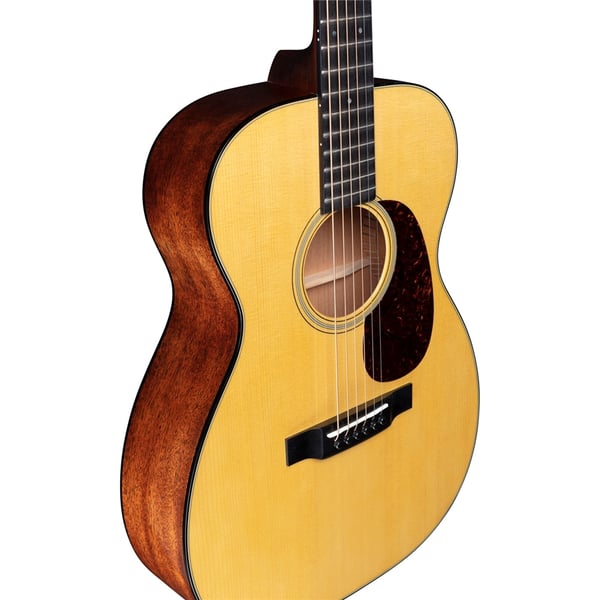 Martin & Co. 00-18 (2025)