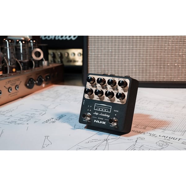 NUX Amp Modeler stomp box