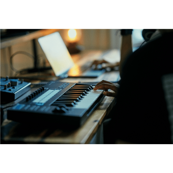 Novation Launchkey 25 Mk3