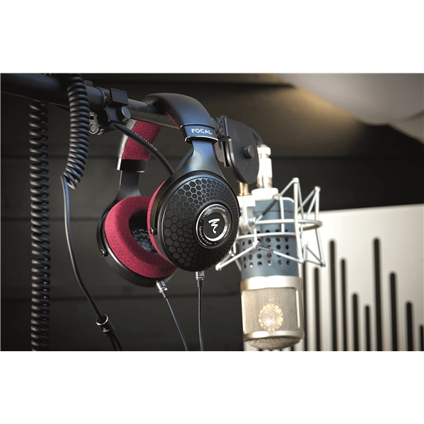 Focal CLEAR PRO MG