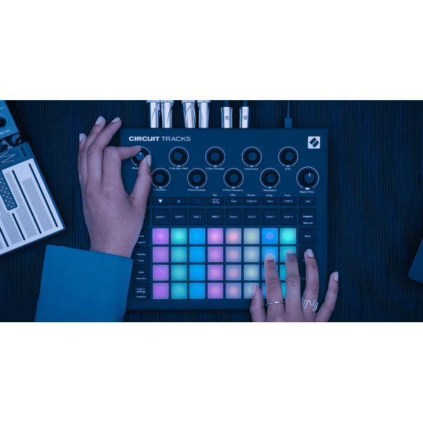 Novation CIRCUIT TRACKS