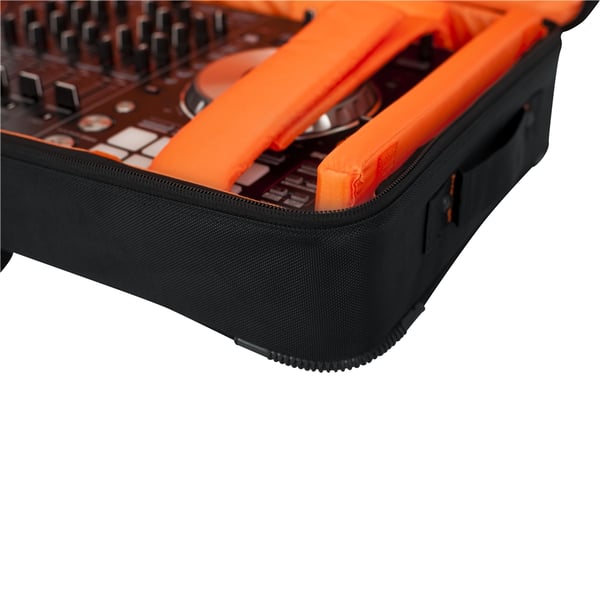 Gator Cases G-CLUB-CONTROL-27BP Zaino controller DJ 27"