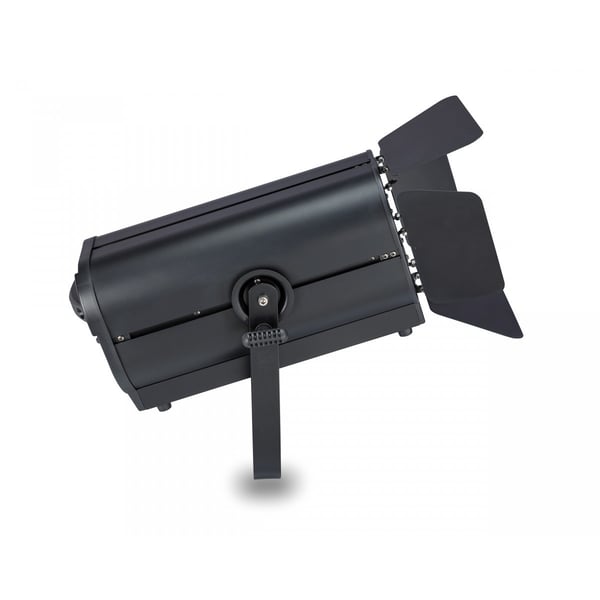 CENTOLIGHT Faro Fresnel con LED COB da 200W e Zoom Motorizzato. Modello PLOT 200FZ