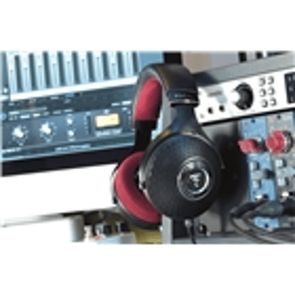 Focal CLEAR PRO MG
