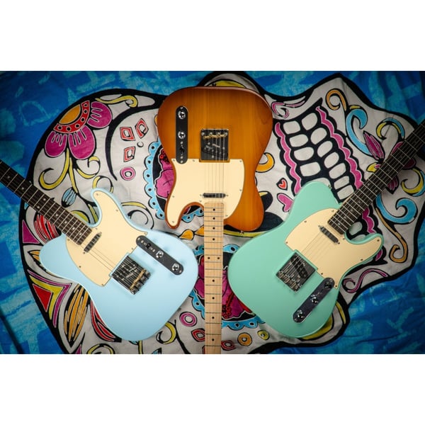 SOUNDSATION Chitarra elettrica cutaway con 1 single coil e 1 lipstick pickup (equipped by Wilkinson®). Modello TWANGER-VINTAGE PRO-M NT